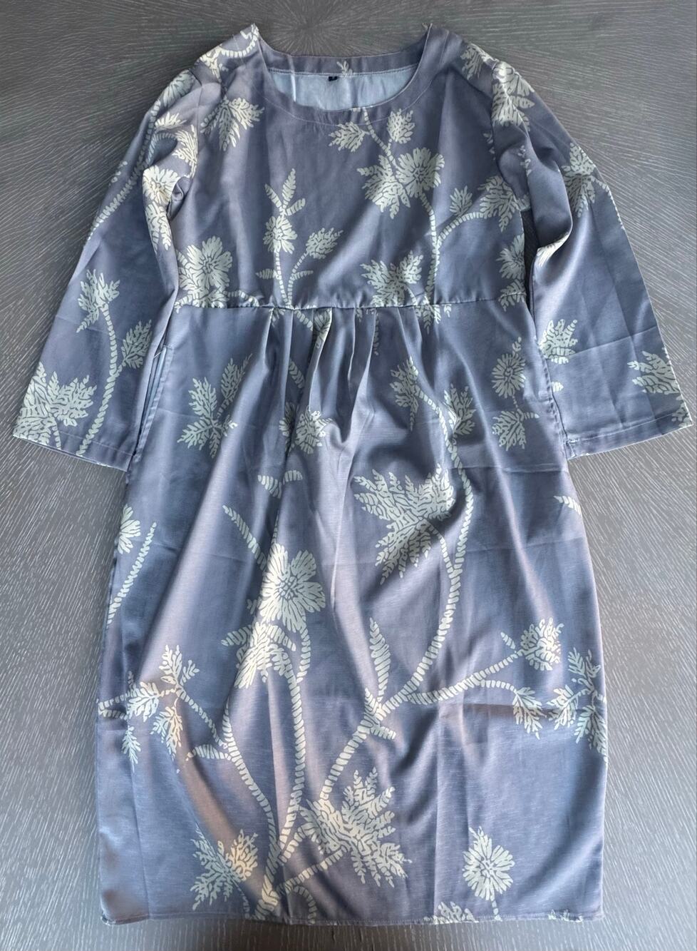 Chic Periwinkle Floral Long Sleeve Midi Dress with Pockets Blue-Gray